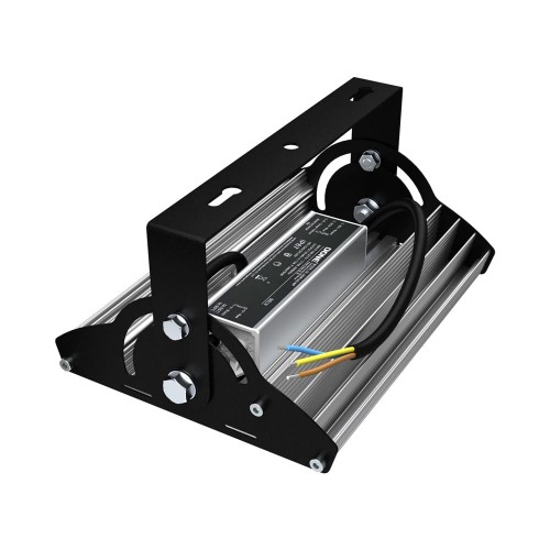 Низковольтный прожектор Лира 002 40 3Y 12-24V DC 745 60 град.